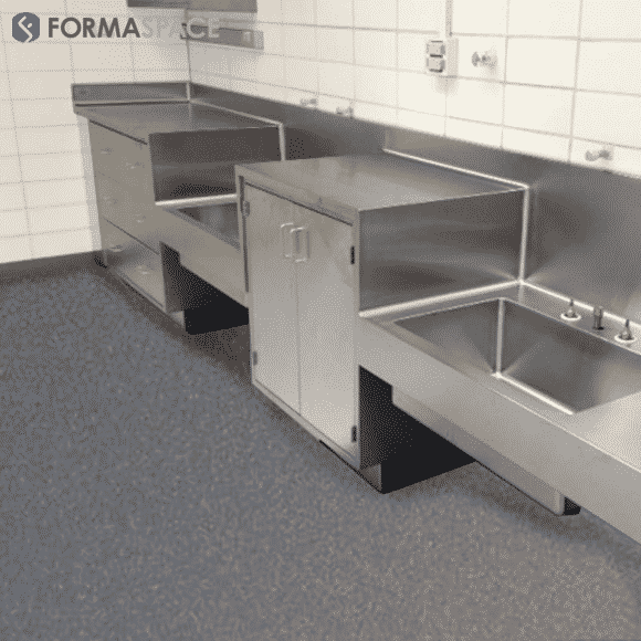 custom stainless steel wet sinks and workbenches