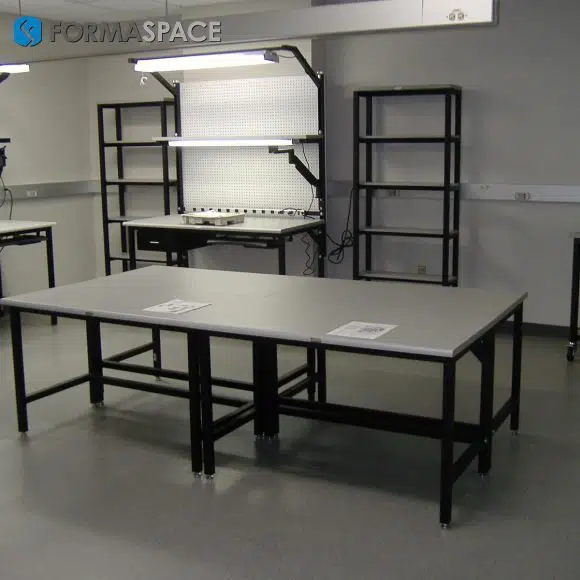 tech lab furniture for eletronics repair and maintenance facility