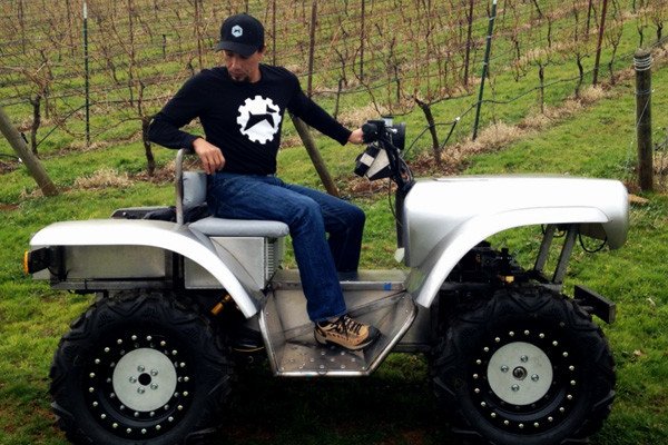 What's new down on the farm? Apple-alum Melissa Brandao has founded Asheville, Oregon-based Rogue Rovers, creators of the FarmDogg electric all terrain vehicle with its integrated DoggBone farm management software.